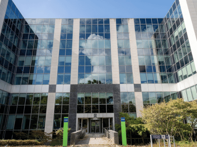 ULB-PE15 Façade logo ULB